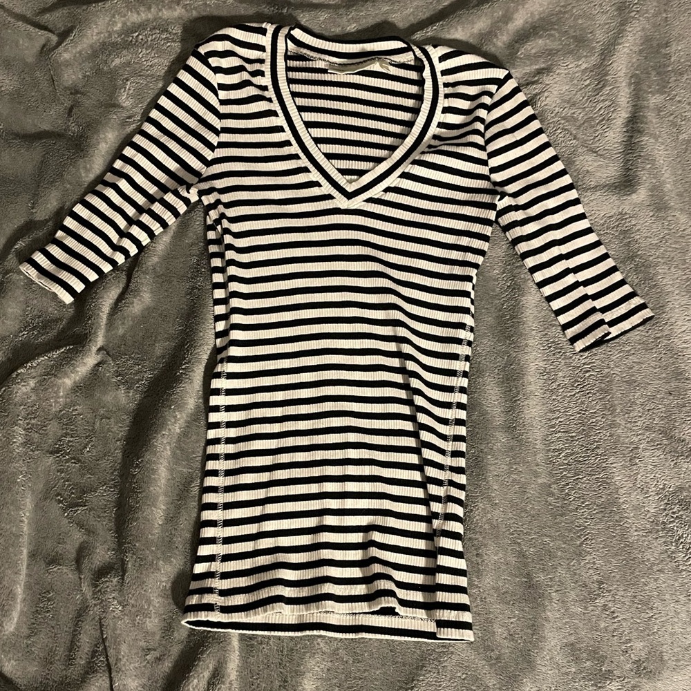 Striped V-Neck Short Sleeve Top
